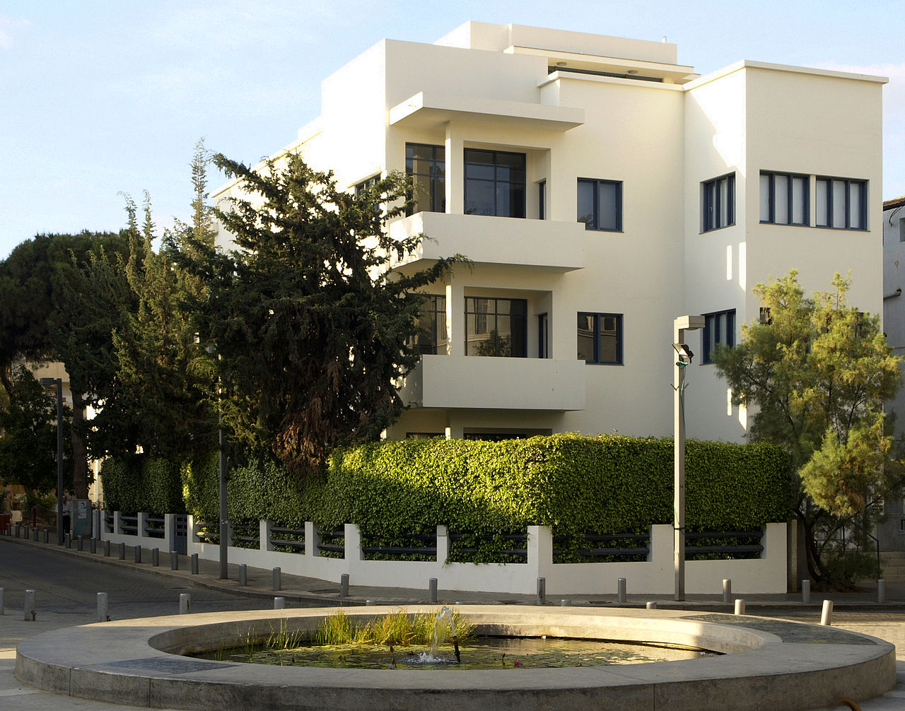 Bauhaus Foundation, Tel Aviv