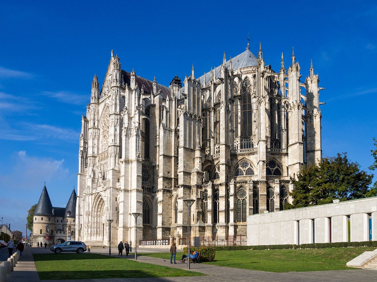 Chiều cao (nhà thờ Saint-Pierre ở Beauvais)