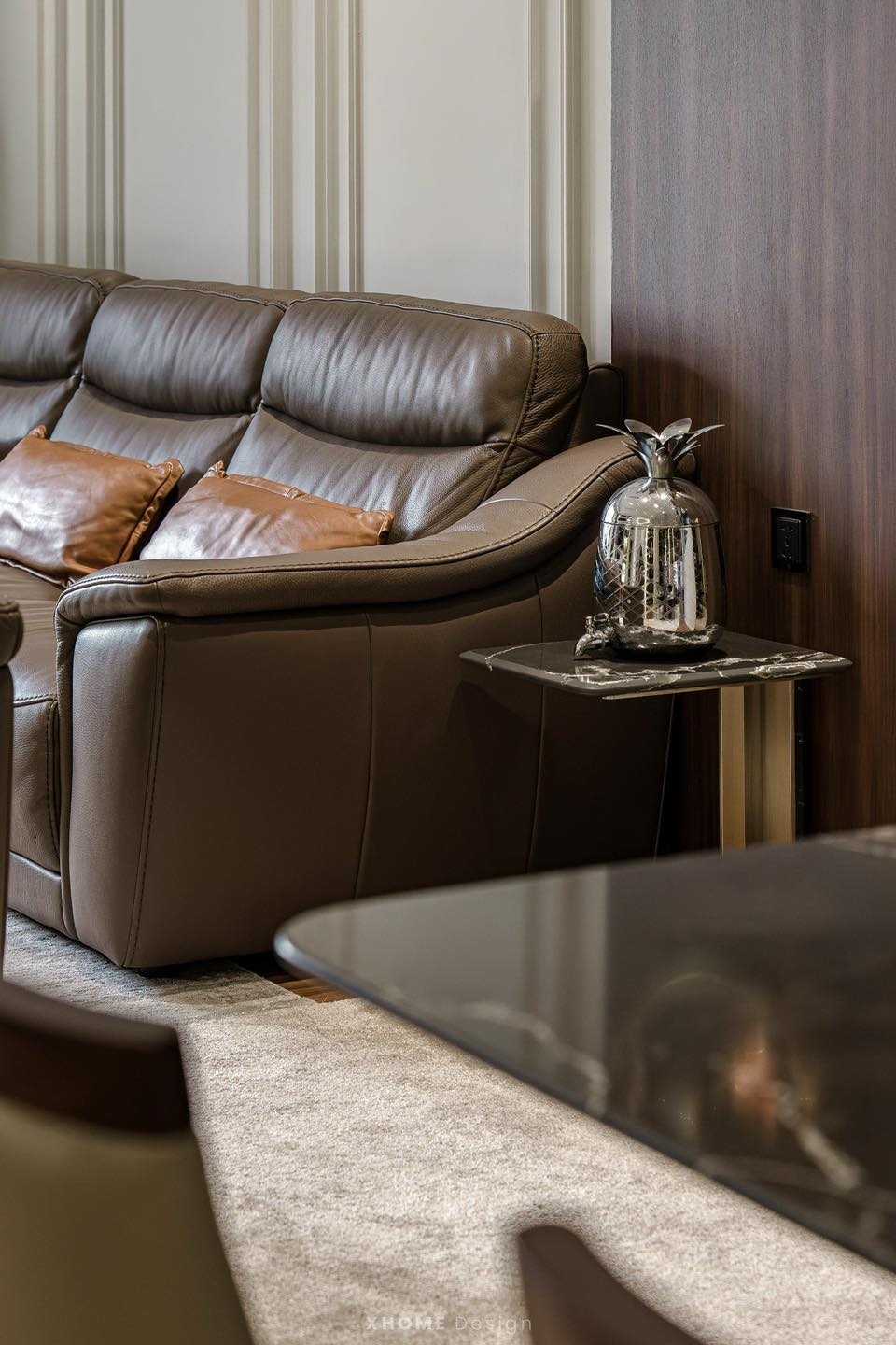 Da Microfiber là gì? Lựa chọn thay thế da thật hoàn hảo cho nội thất cao cấp 2 Định nghĩa & cấu tạo đặc trưng của da Microfiber