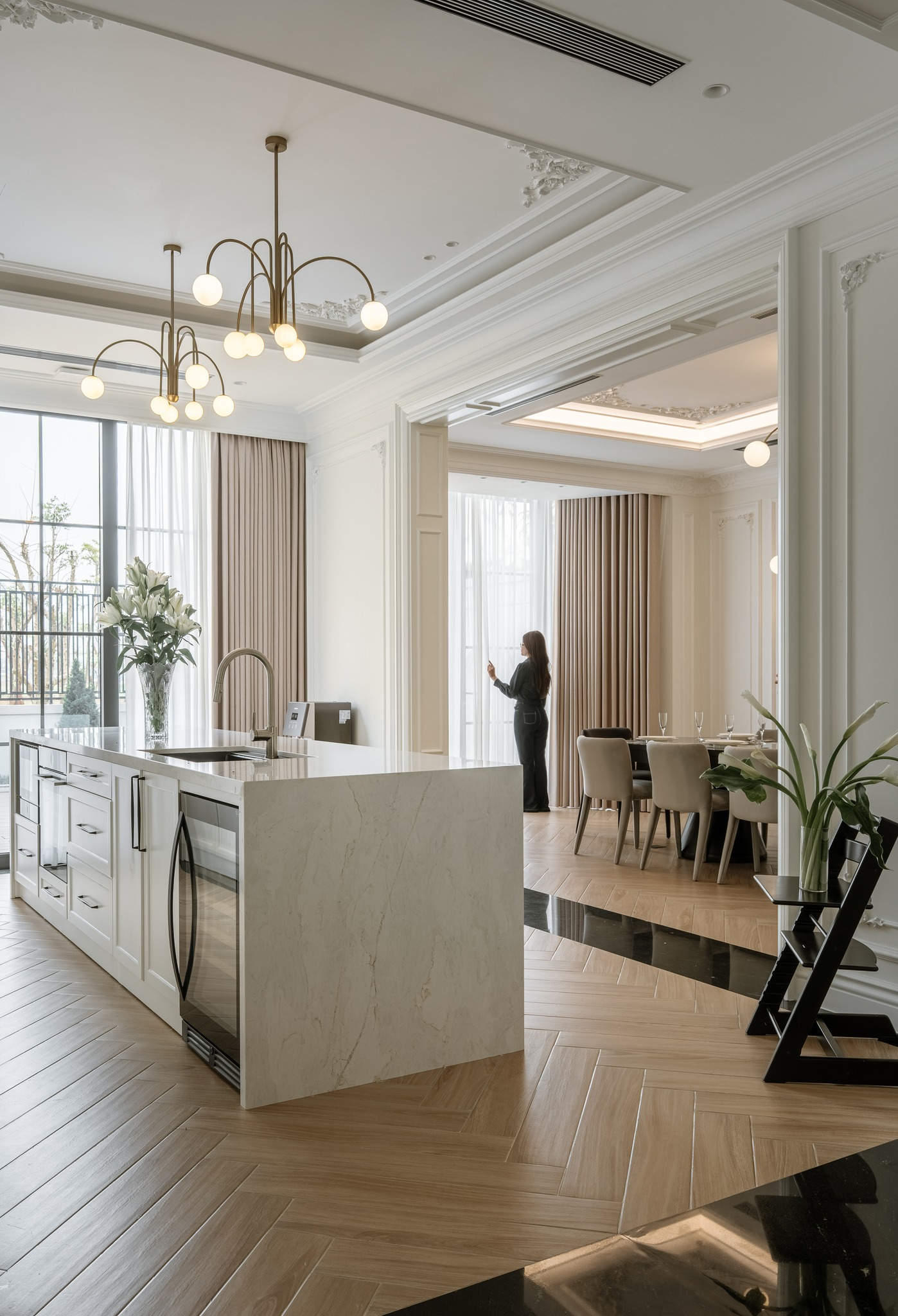 Price Quote for High-End, Complete Interior Design and Construction for Townhouses (Package 7) Interior design project for a neoclassical-style townhouse villa (project 1).